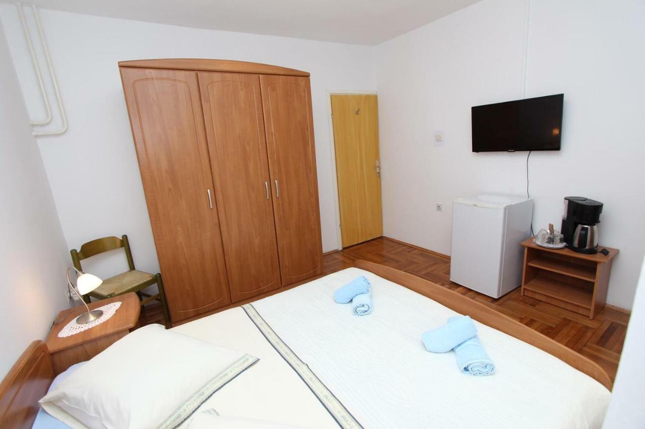 Guest House Rexa Ρόβινι Εξωτερικό φωτογραφία