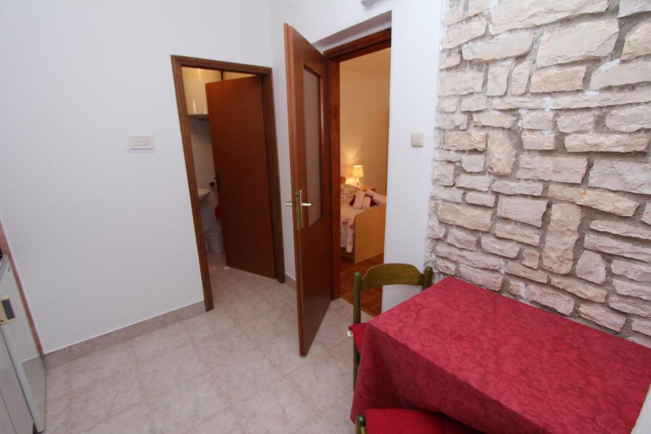 Guest House Rexa Ρόβινι Εξωτερικό φωτογραφία