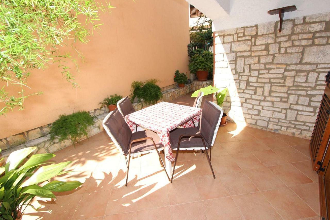 Guest House Rexa Ρόβινι Εξωτερικό φωτογραφία