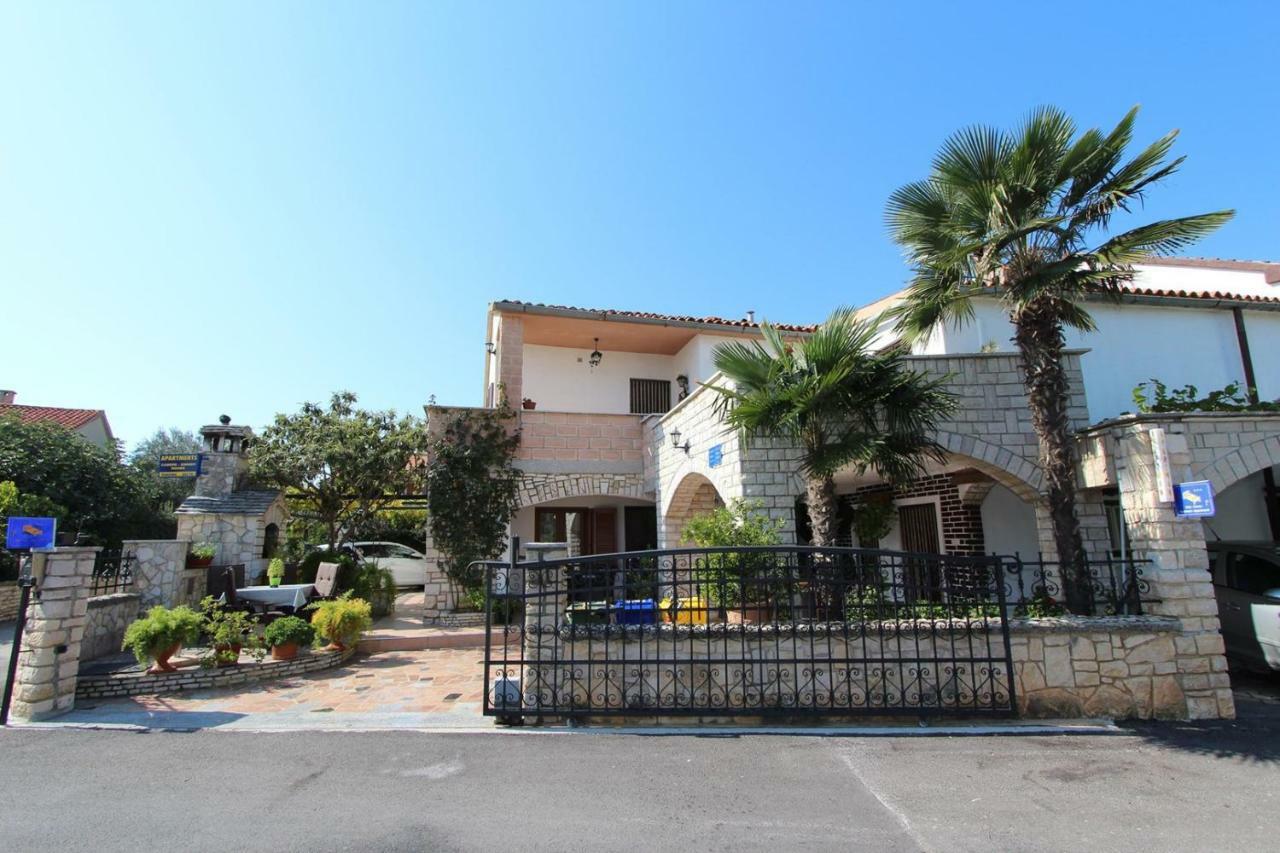 Guest House Rexa Ρόβινι Εξωτερικό φωτογραφία