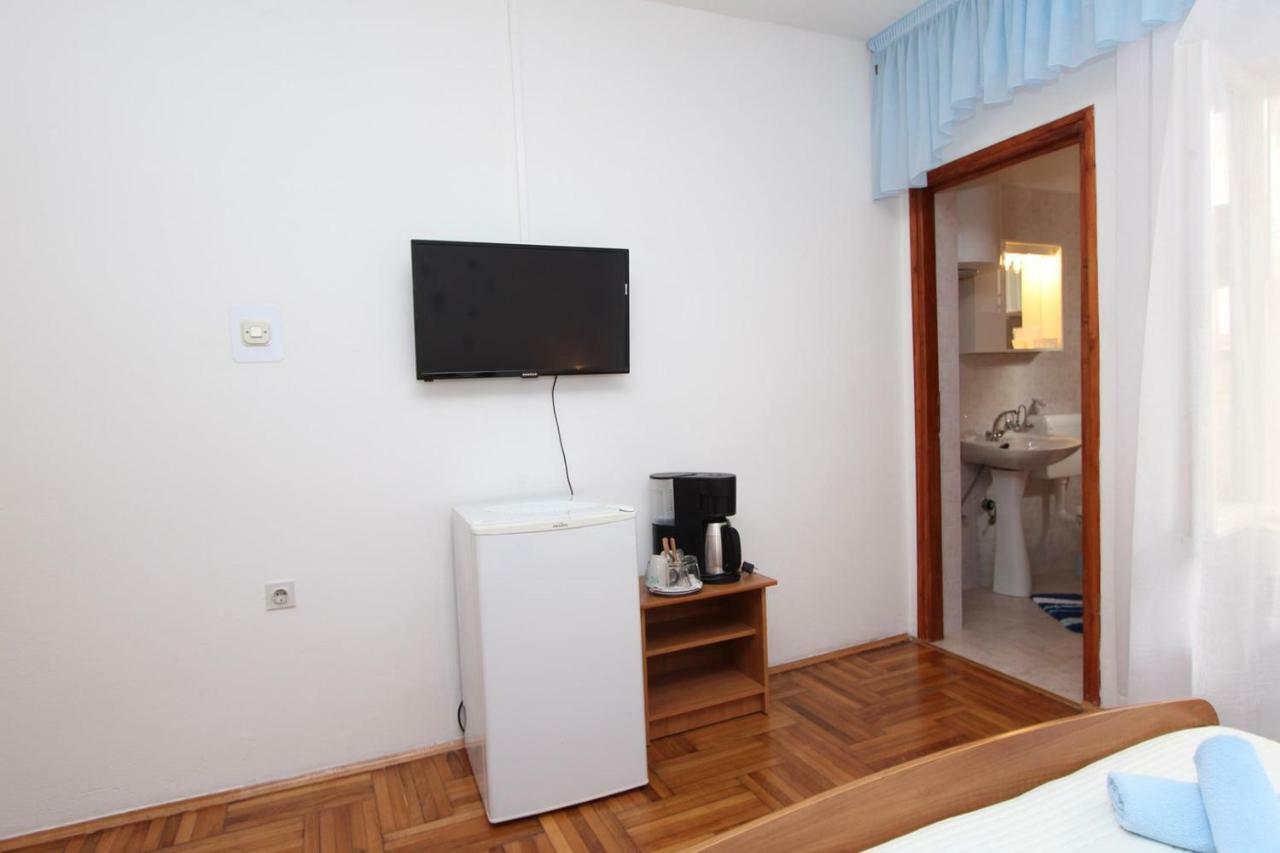 Guest House Rexa Ρόβινι Εξωτερικό φωτογραφία